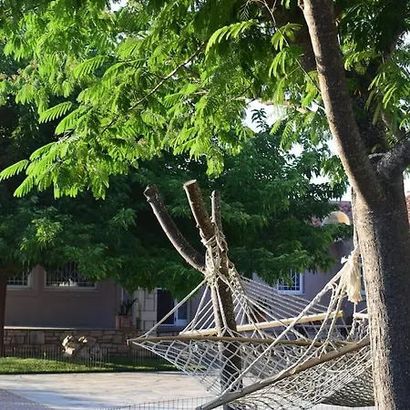 εύη Ligourio