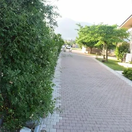 εύη Ligourio