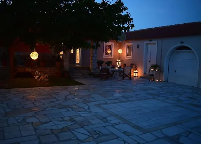 εύη * Лигурион